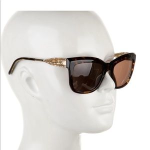 Burberry Square Mirrored Sunglasses.